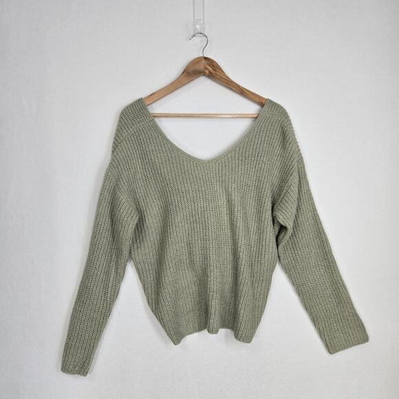 Astr The Label Twist Back Sweater Sz M Sage Green Acrylic Pullover Long Sleeve - Picture 2 of 12